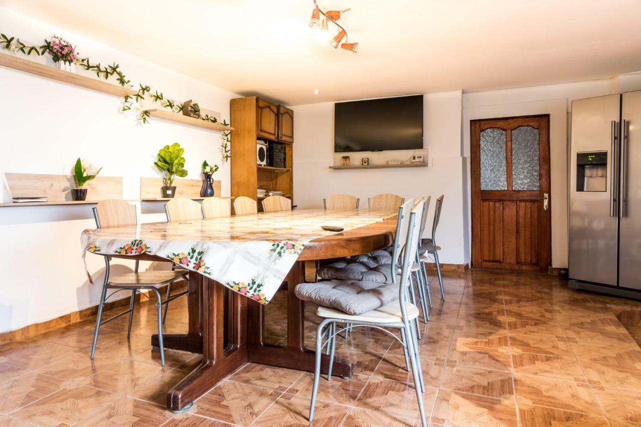 Casa De Vacanta Jeny Novaci-Straini Luaran gambar