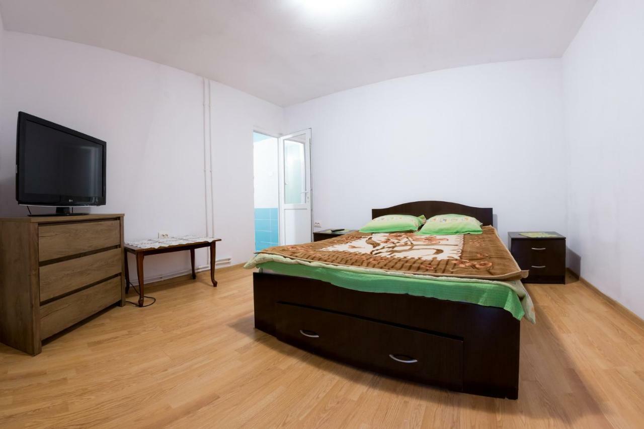 Casa De Vacanta Jeny Novaci-Straini Luaran gambar